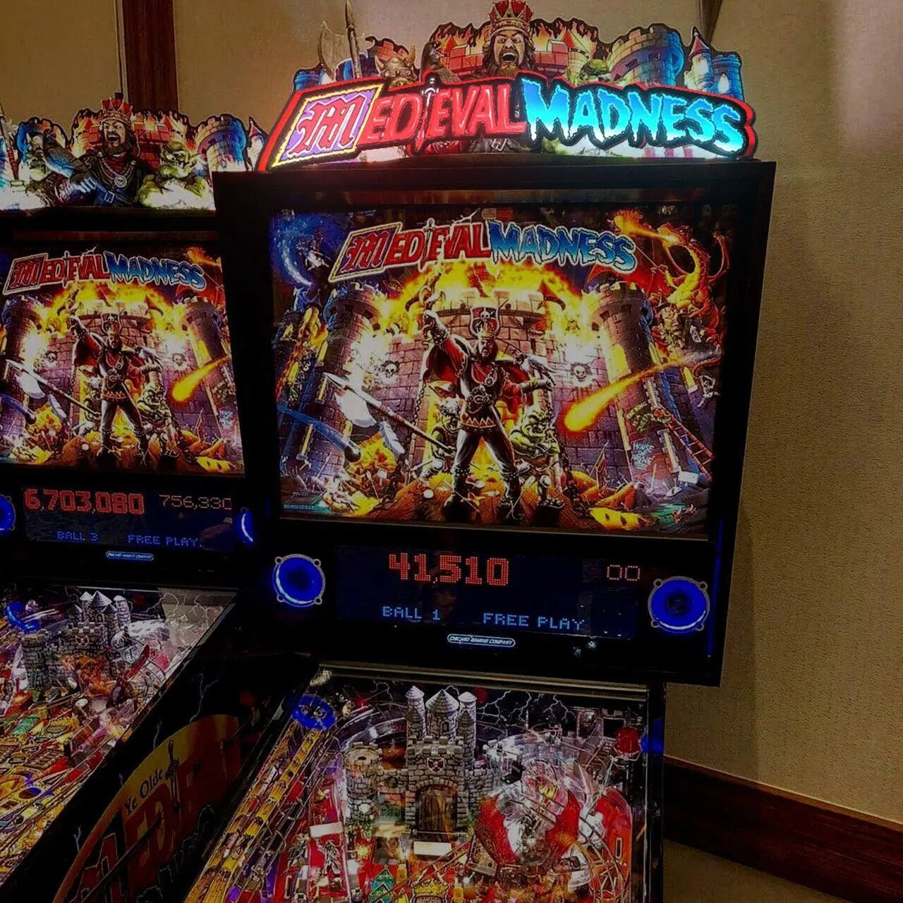 Medieval Madness Sign Pinball Topper LED Light Box, Game Room Decor,  Enhance Your Game Room, Perfect for Game Room or Pinball Machine FYLZGO Signs