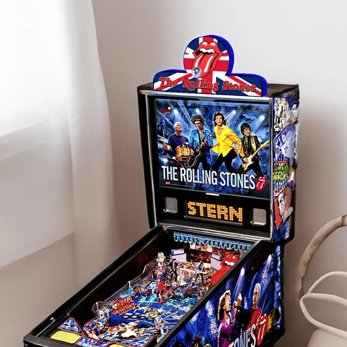Rolling Stone Pinball Topper 3D Printed LED Light Box with Iconic Lips-and-Tongue Logo, Rock 'n' Roll Fun, Pinball Arcade Decor FYLZGO Signs
