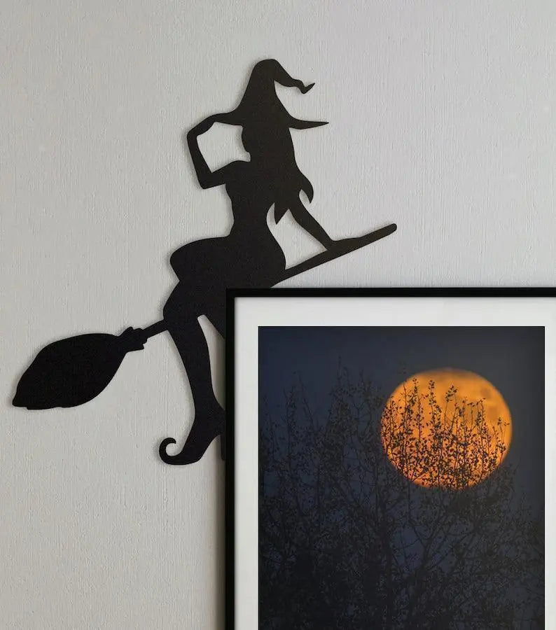 Witch Door Frame Topper Metal | Witch Flying on Broom | Halloween Decor | Witch Door Corner | Halloween Door Topper FYLZGO Signs